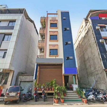 Hotel Kalash Ujjain Extérieur photo
